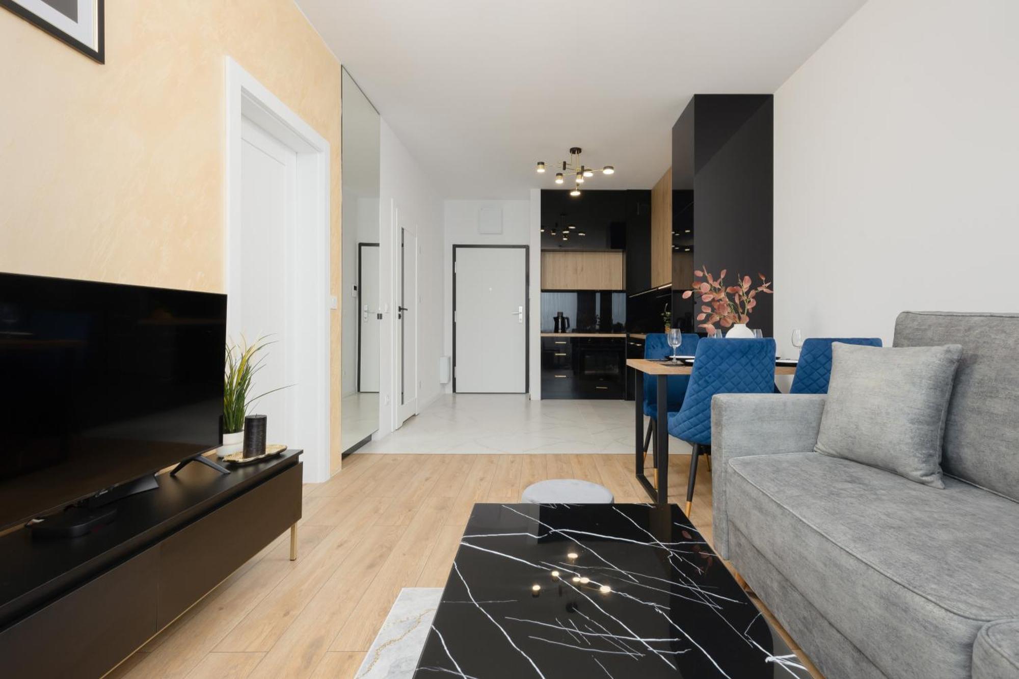 Warsaw Kotsisa Apartments With Parking By Noclegi Renters Exterior foto